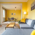 Apartment Golden Glow *