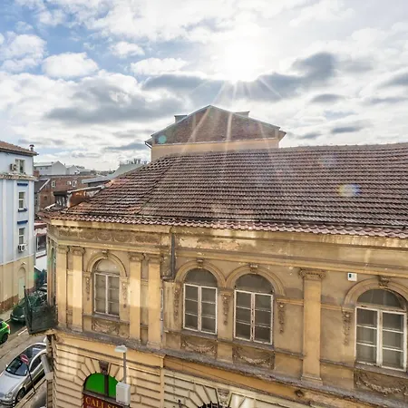 Golden Glow 索菲亞