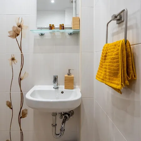 Golden Glow 索菲亞