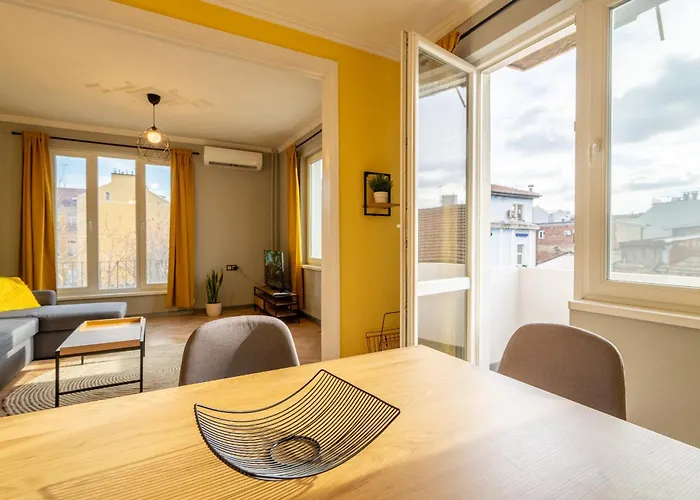 Golden Glow Apartament